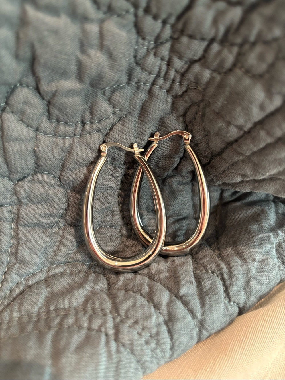 Silver Tone Teardrop Hoop Earrings Chunky Oval Hoops New